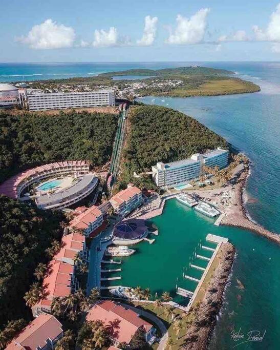 Beautiful Ocean Blue Love Oceanfront Apartment Fajardo Luaran gambar