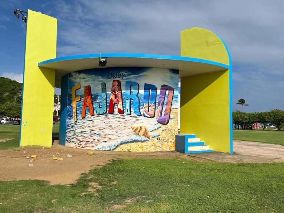 Beautiful Ocean Blue Love Oceanfront Apartment Fajardo Luaran gambar