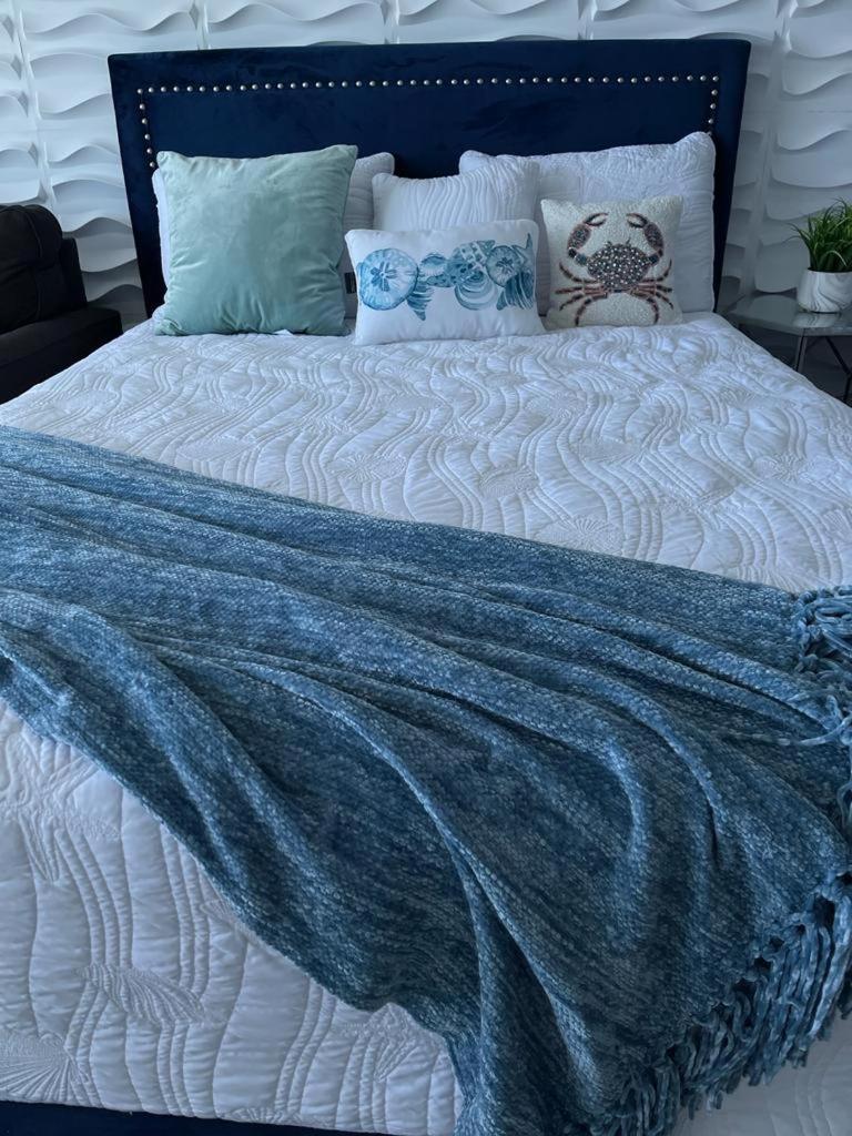 Beautiful Ocean Blue Love Oceanfront Apartment Fajardo Luaran gambar