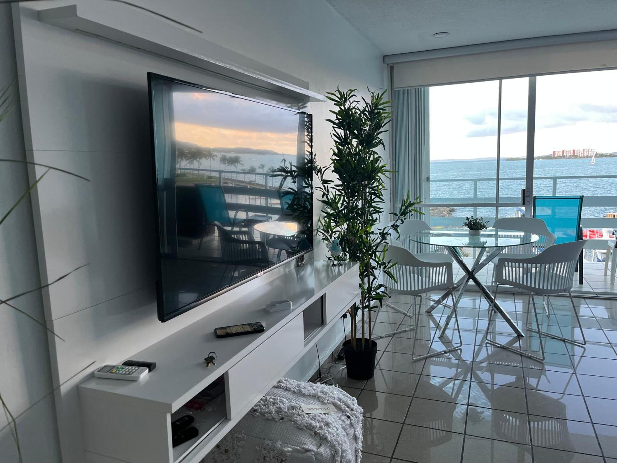 Beautiful Ocean Blue Love Oceanfront Apartment Fajardo Luaran gambar